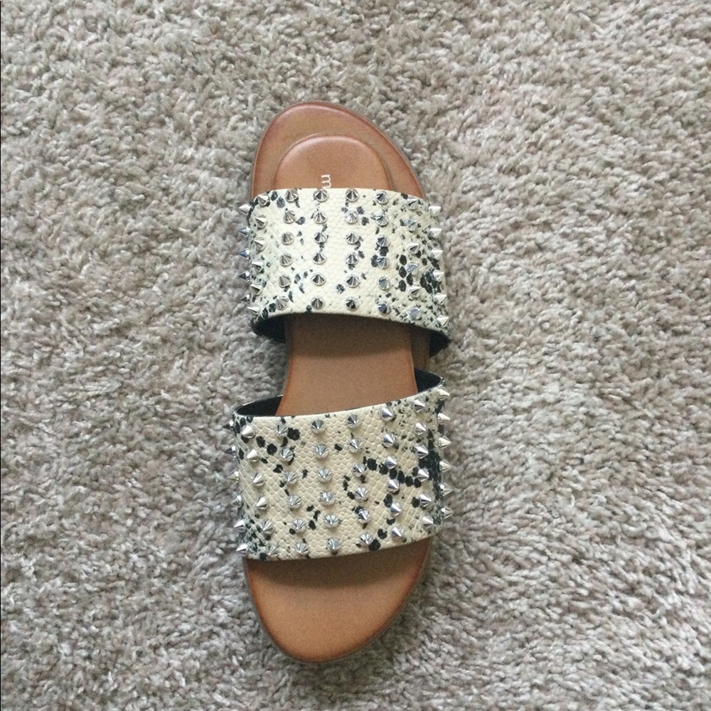 🔥🔥HOST PIC🔥🔥Madden Girl Farrin Studded Sandals - Picture 9 of 11